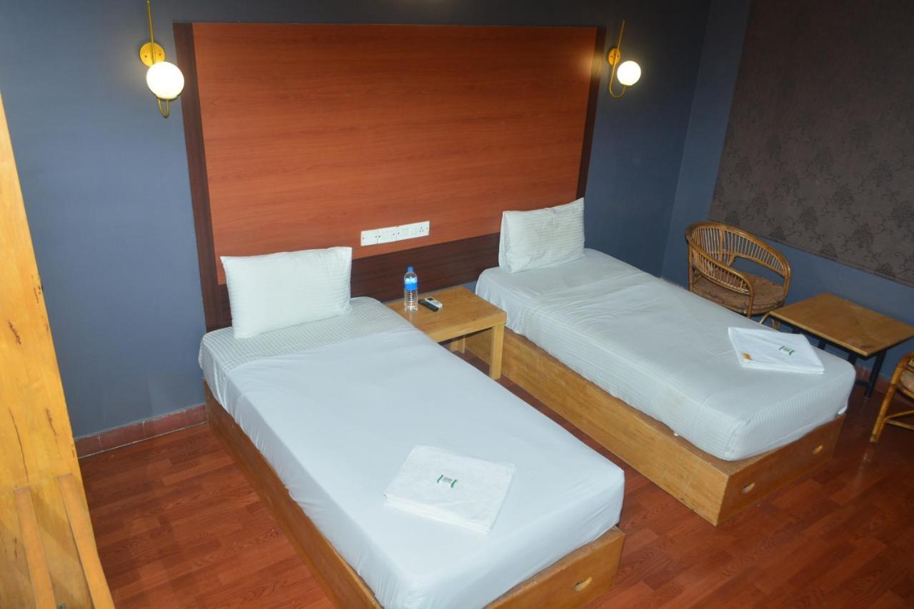 Dejavu Hotel Kojambuttúr Kültér fotó