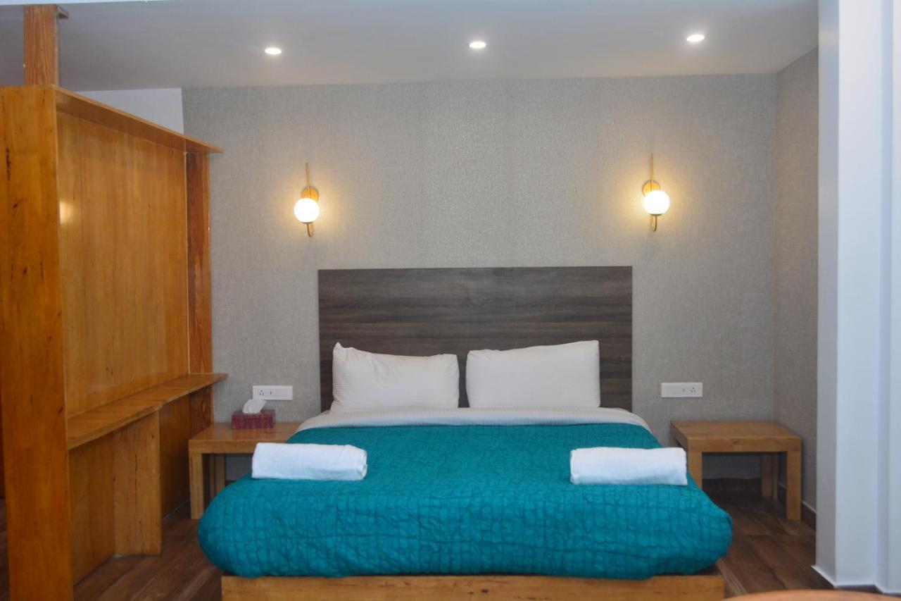 Dejavu Hotel Kojambuttúr Kültér fotó